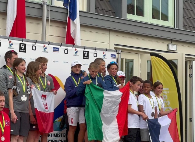 L'Italia vince in Olanda il titolo Europeo Team Race Optimist