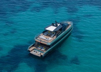 The new wallywhy150 to make its US debut at the Fort Lauderdale International Boat Show