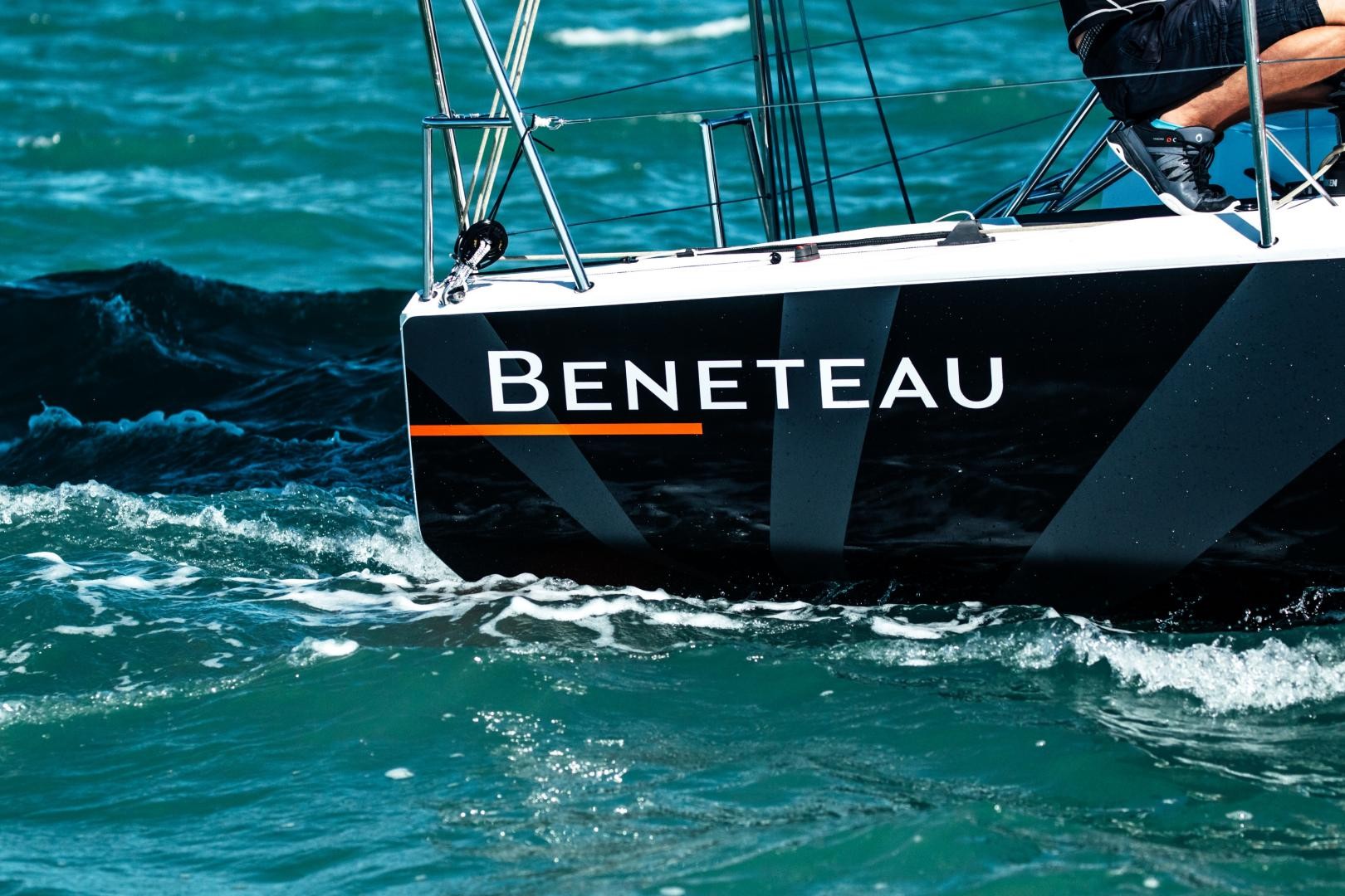 Beneteau shut down its production activities in France and Italy
