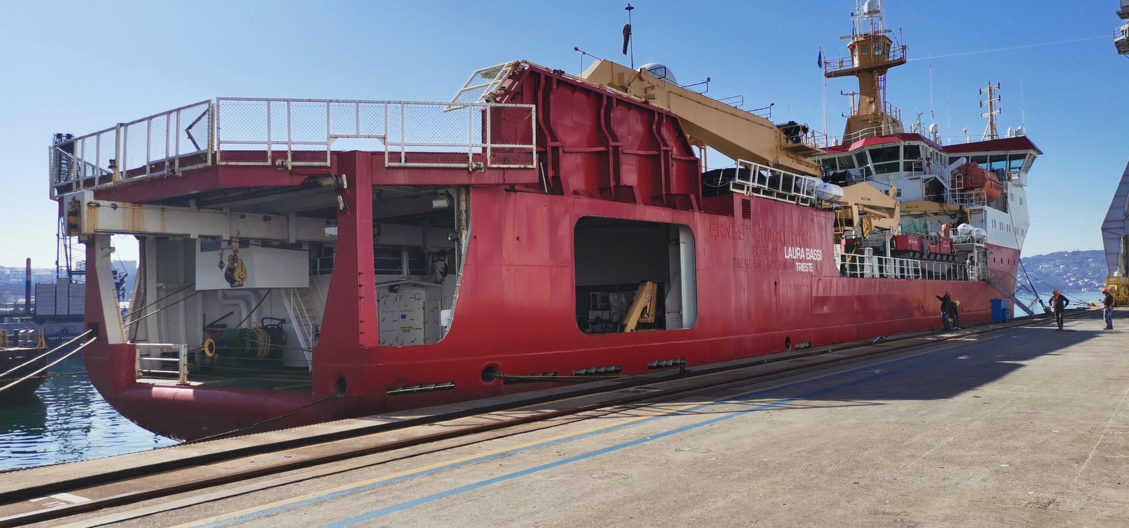 Fincantieri: NR Laura Bassi a Trieste per un refitting d’eccezione