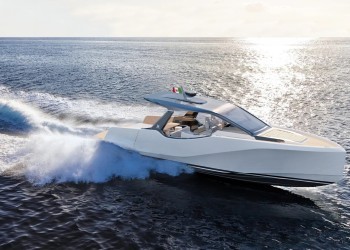Italia Yachts lancia a Miami 43 Veloce, la sua prima barca a motore