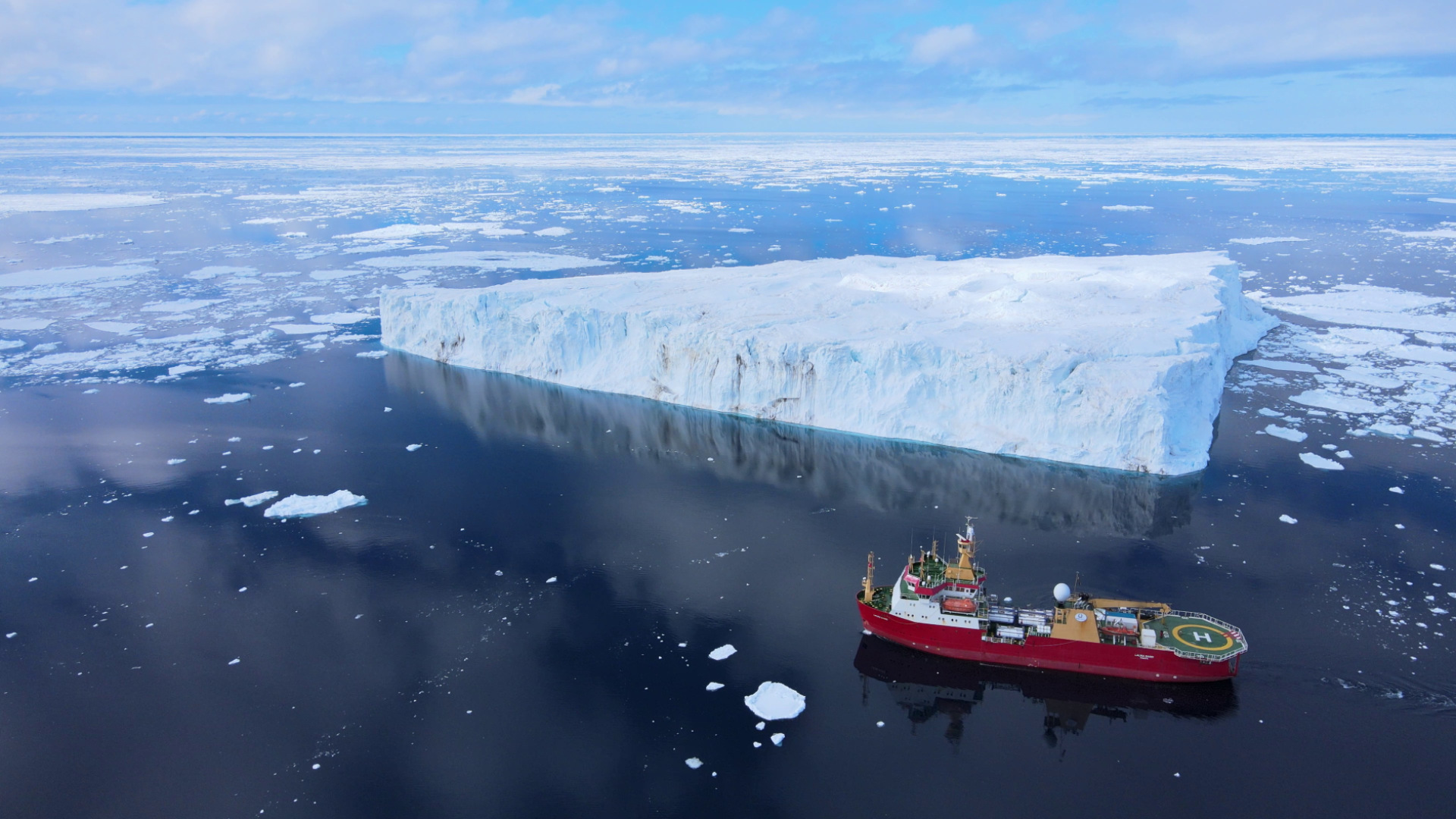 La rompighiaccio Laura Bassi salpa verso l’Antartide
