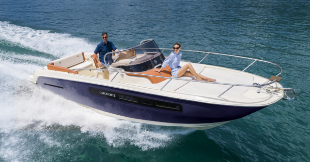Capoforte launches the new color blu mirtillo at boot Dusseldorf 2024