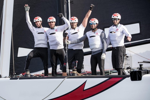 Alinghi vince il primo Act delle Extreme Sailing Series™ 2018 a Muscat, in Oman